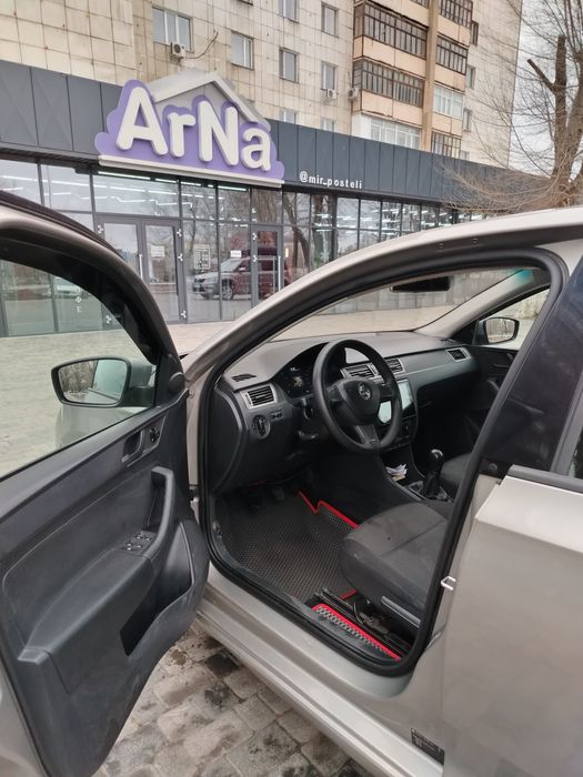 Шкода Рапид 2014г обмен  предлогайте варианты