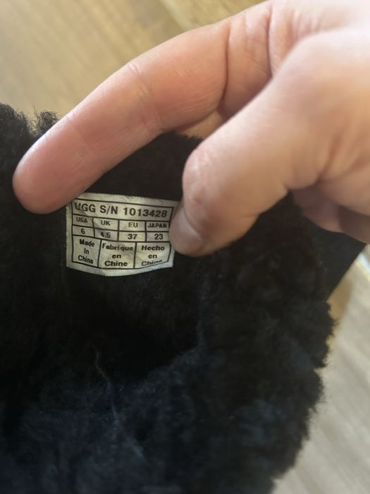 Ugg Australia Amie Suede Cizme pentru femei Negre