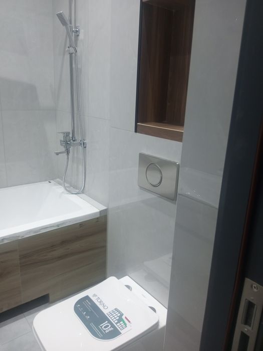 Продам свои 2дома-коттеджа в самом центре ориентир за Океаном. Гост.Ро