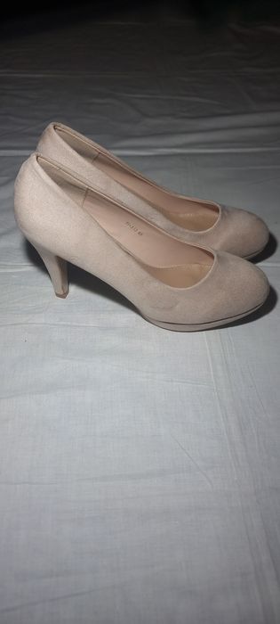 Pantofi cu toc pt femei din piele