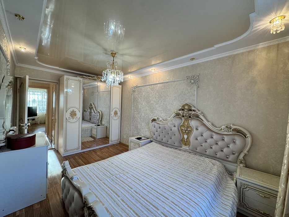 Продажа 4 комн. кв. - пр. Республики 32
