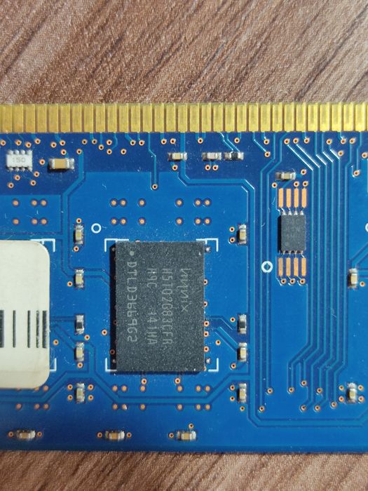 DDR3 2Gb в отличном состоянии.