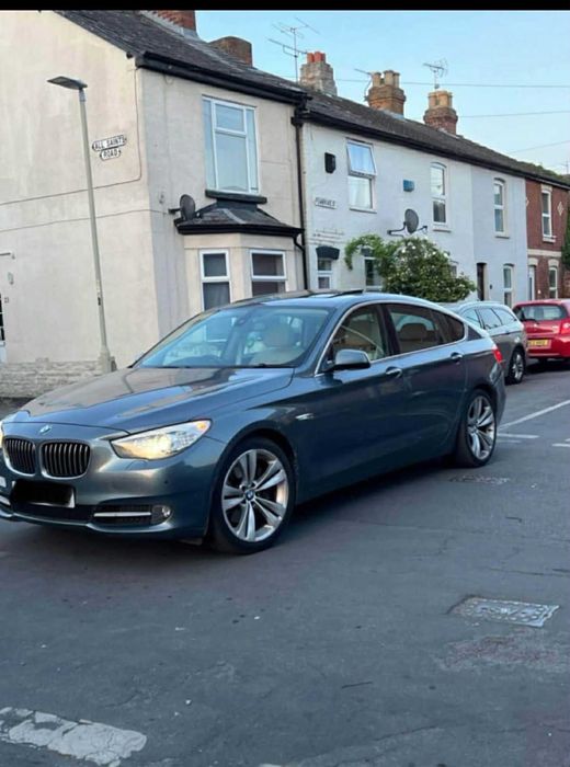 Dezmembrez bmw seria 5 f07 gt motor far capota aripa trager bara usa