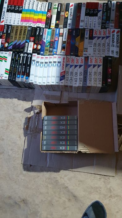 Video kaseta sotiladi