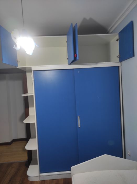 Продаю детскую мебель