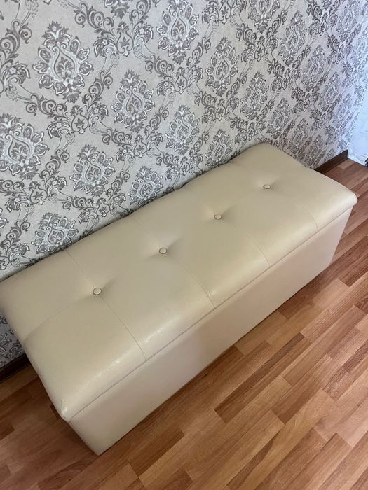 Пуфик со шкафом для хранения