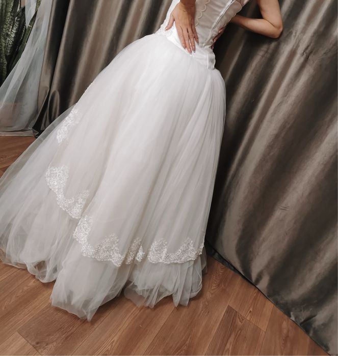 Продам свадебное платье