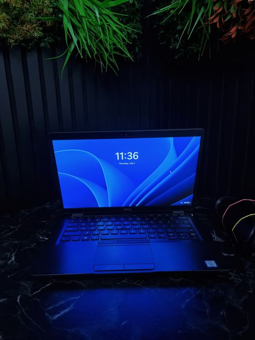 Noble Amanet - Laptop DELL Latitude 5400, I5 8365U, 16GB, 256GB, Touchscreen