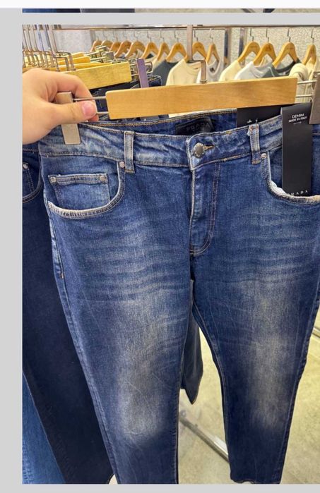 blugi modele noi prada