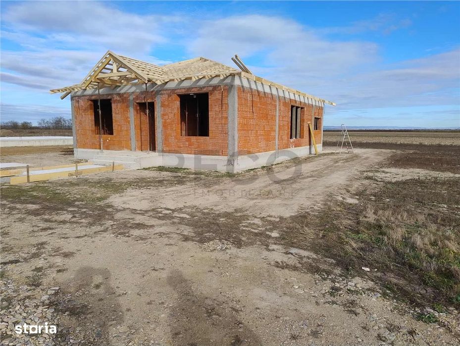 RECO Casa 4 camere, Alparea