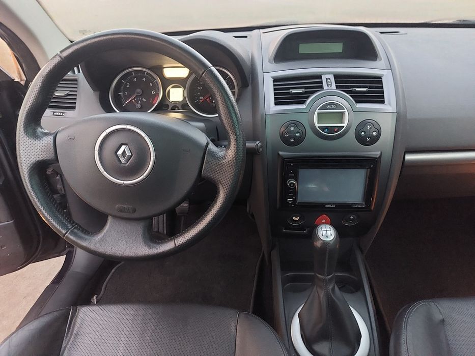 Renault Megane II ! 2499 Euro ! model CABRIO ! 165.100 km
