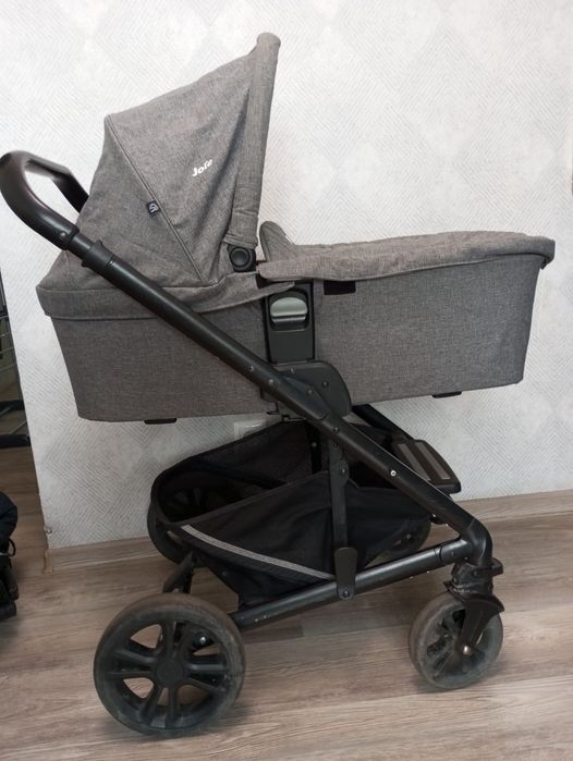 Коляска детская joie