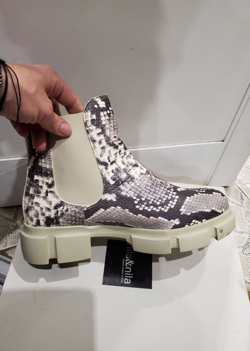 Боти естествена кожа