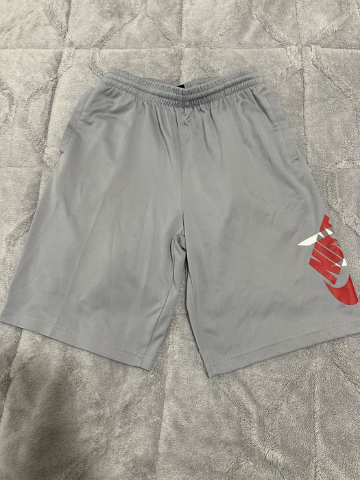 Детски къси панталонки Nike, Reserved и др.