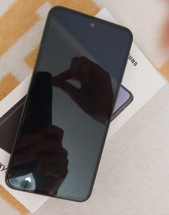 Продам Samsung A36 256gb