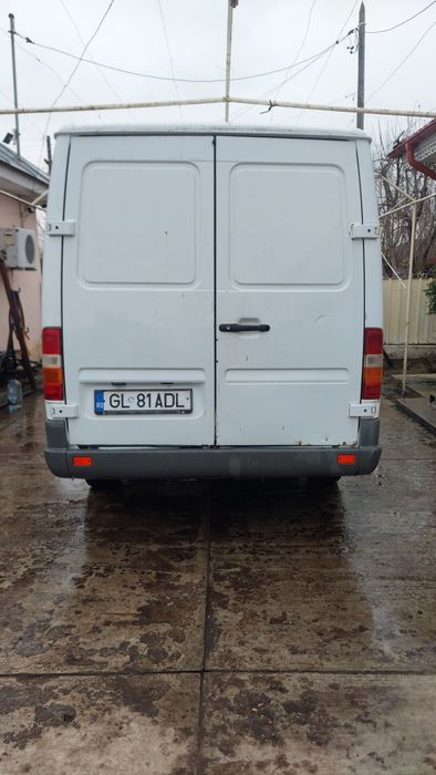 Mercedes Benz sprinter 208