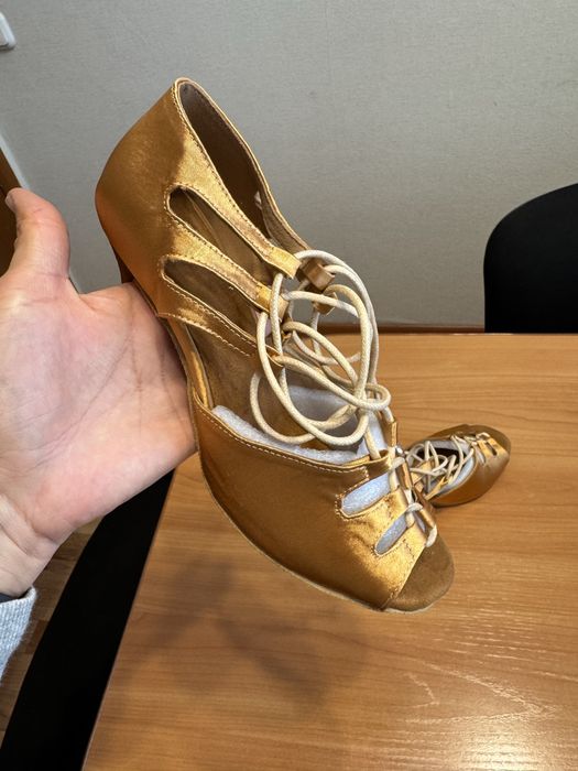 Туфли для танцев