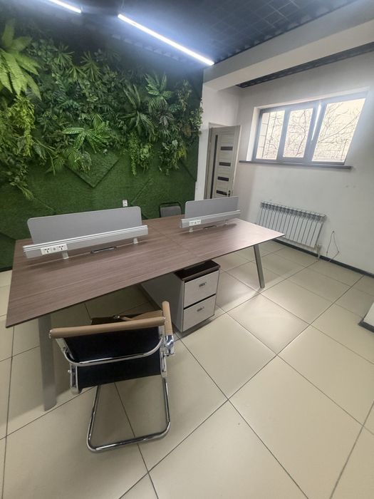 Стол для кабинета