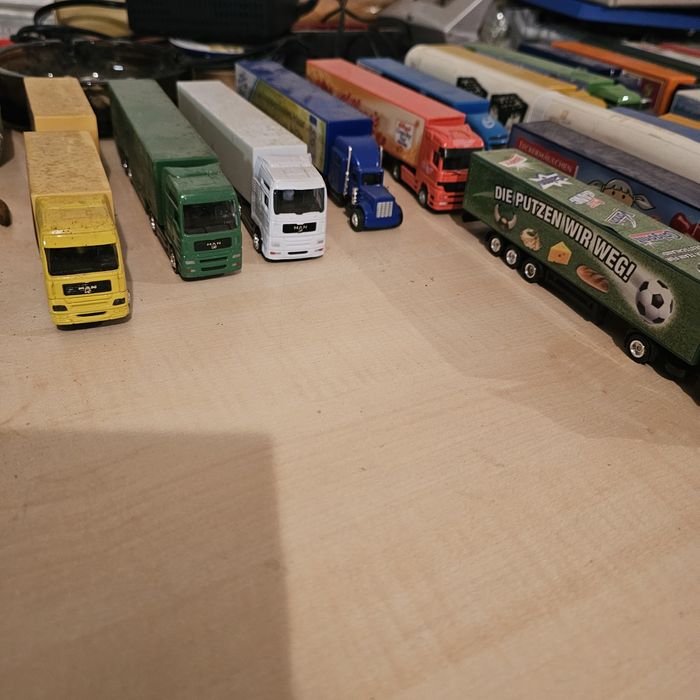 Machete tir / camion  1:87