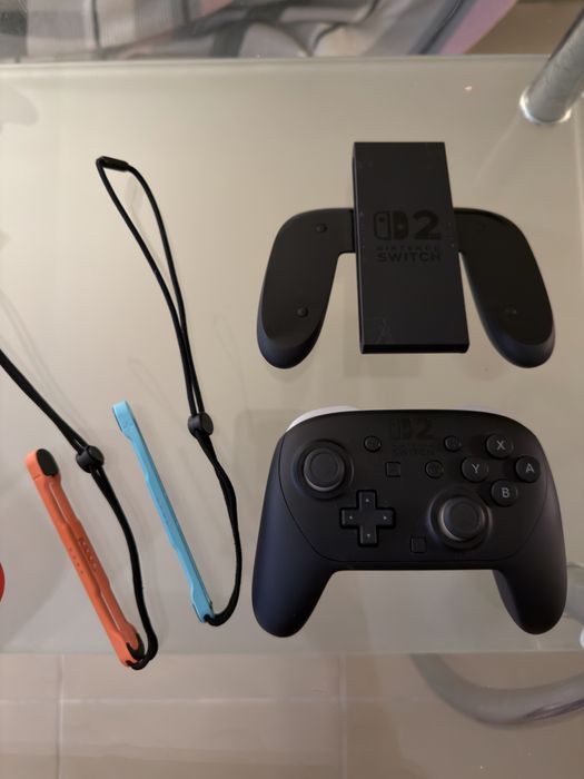 Nintendo Switch 2 + Pro Controller + 4 игри + Калъф — Пълен Комплект