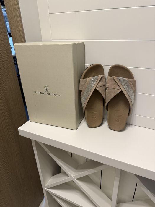 Brunello Cucinelli чехли