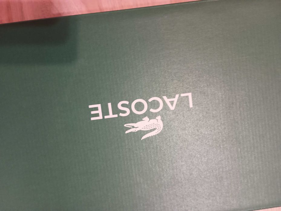 Сникърси "Lacoste"...