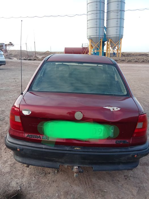 Продаю Опель Астра ф 1.8