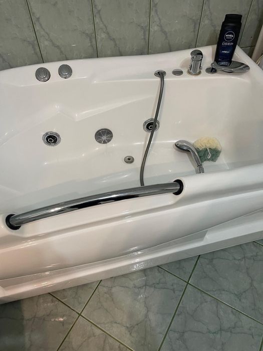 Cada cu Jacuzzi /masaj