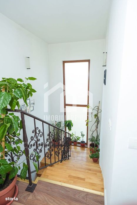 Casa individuala la cheie, 5 camere,180mp, teren 650mp, Jucu de Mijloc