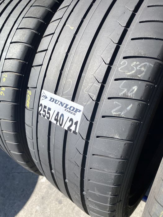 255/40/21 Dunlop Vara