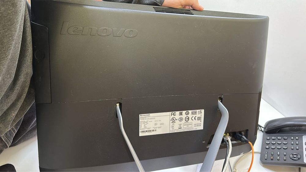 Продам Моноблок Lenovo