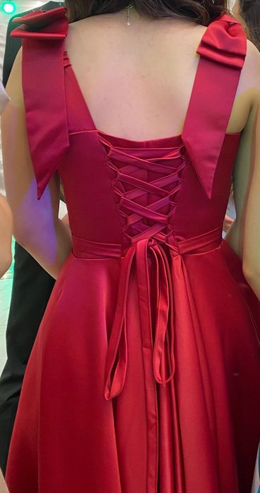 Вечернее платье в идеальном состоянии