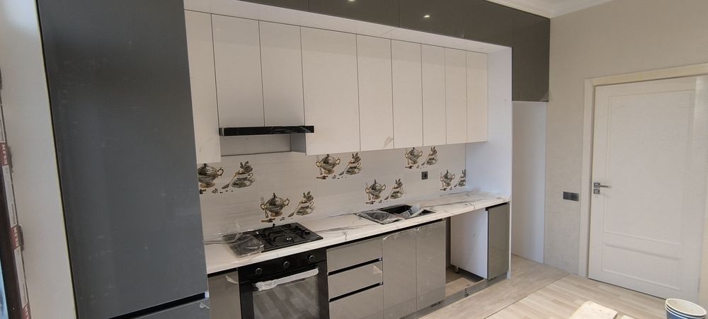 Oshxona mebeli buyurtma asosida qilib beramiz. Toshkent