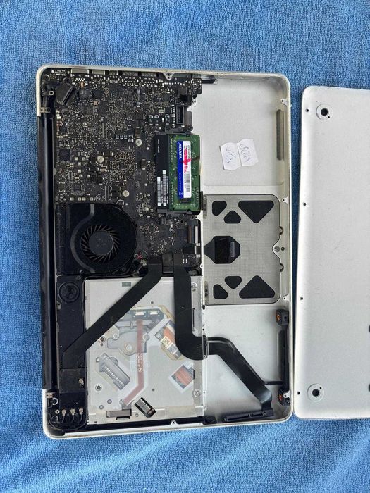 Macbook Pro 13 INCH core i5