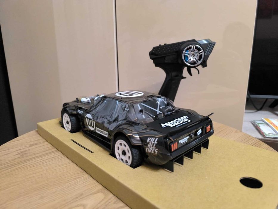 Automodel masinuta cool Associated Hoonicorn RTR (Traxxas, HPI, Arrma)