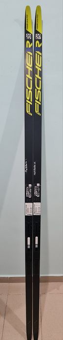 Продам профессиональные лыжи