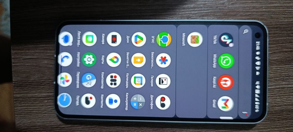 Nothing 1 в хорошем состоянии