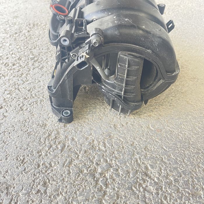 Всмукателен колектор за Тойота рав4 2019 Lexus NX300  17111-f0020