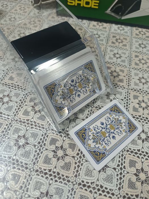 Продам щуз для раздачи карты