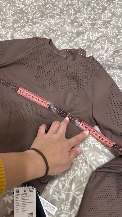 Спортна блуза Adidas