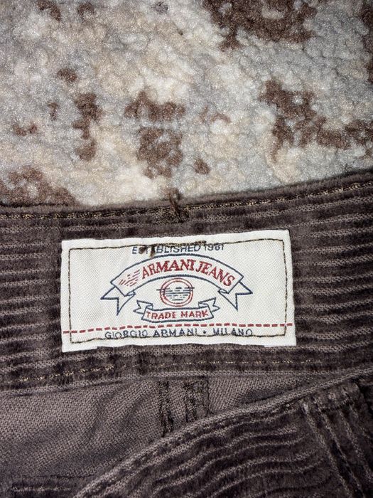 Pantaloni raiati Armani barbati