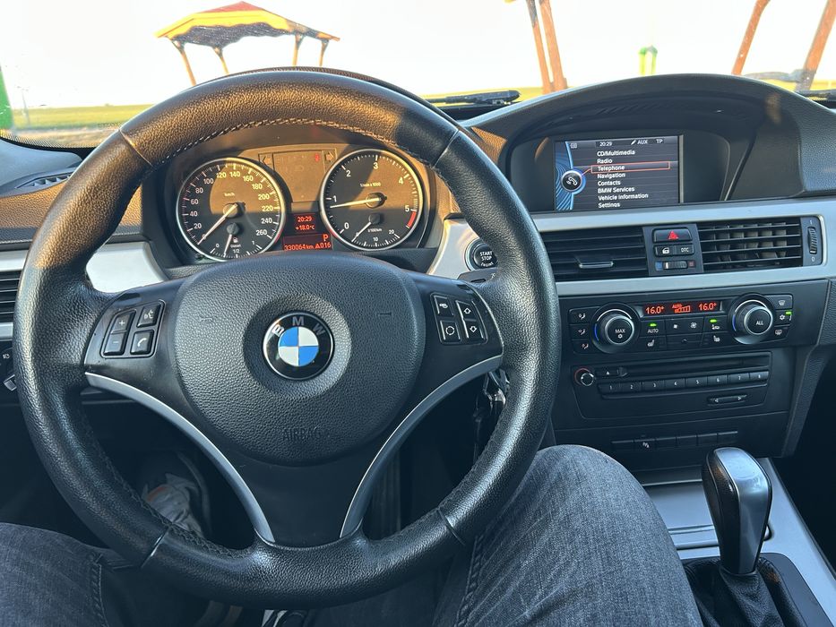 BMW E91 318d Automat 2010