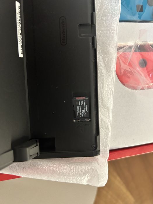 Nintendo Switch Oled+SD card 256 GB+калъф