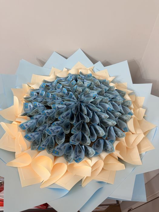 Денежный букет/ ЛЕВЫЙ БЕРЕГ