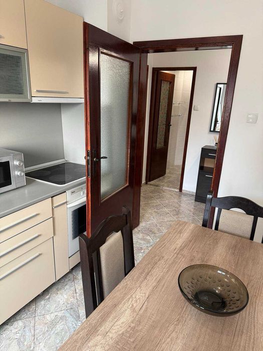 Дава се под наем Тристаен апартамент в Пловдив, Каменица 1 - 80 кв.м за 488.58 € - Снимка #5