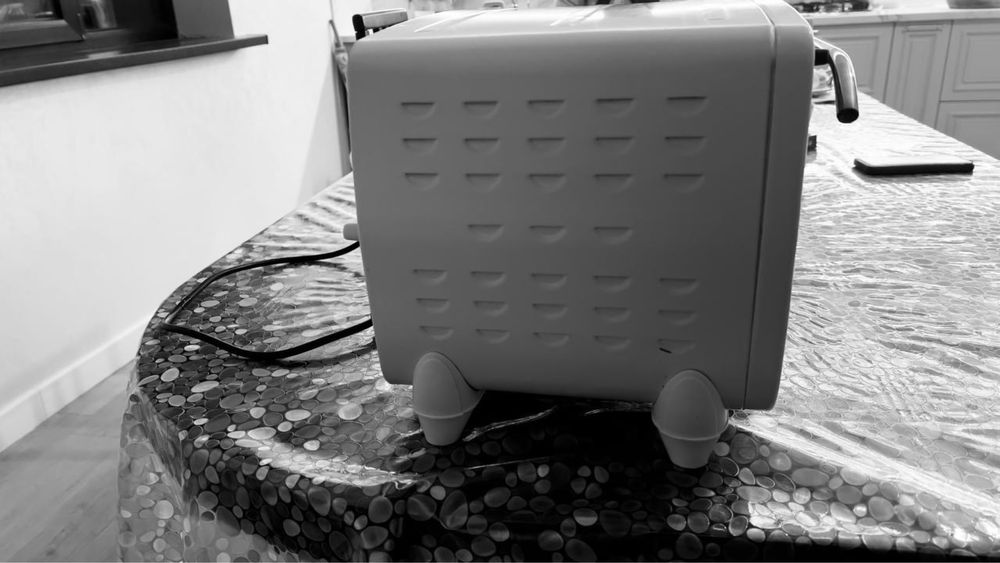 Продам печь Scarlett!