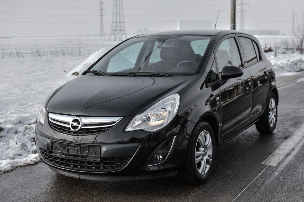 Opel corsa, 2012, 1.4 benzina, carte serviec, 140000 km, 101 cai