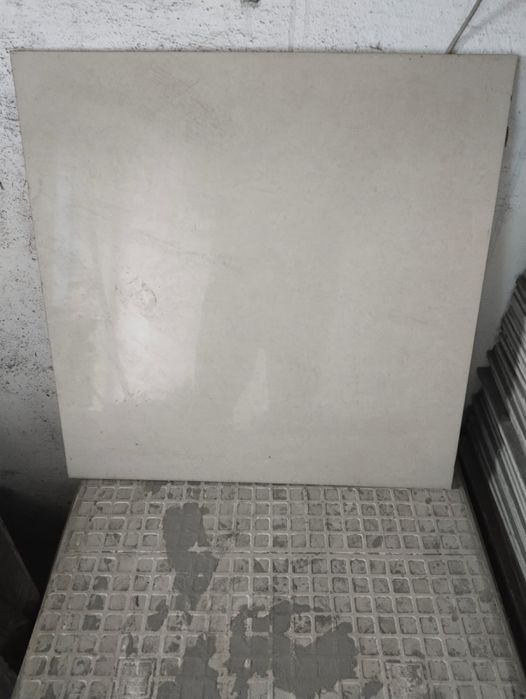 кафель бу 60*60. сломанных нет