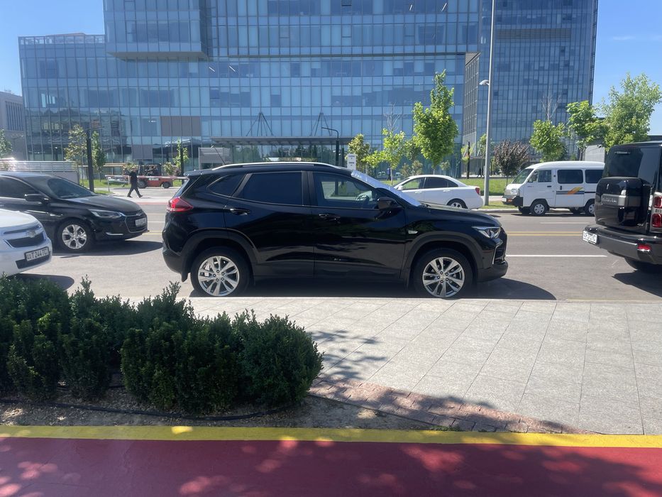 Tracker LTZ 22-23