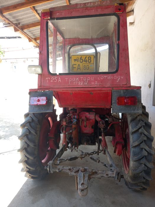 Traktor va presepti sotiladi